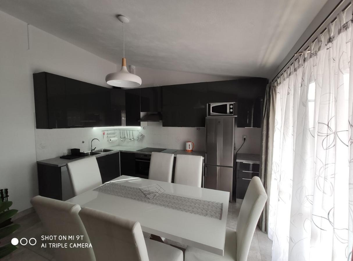 Apartment Burich Makarska Kültér fotó