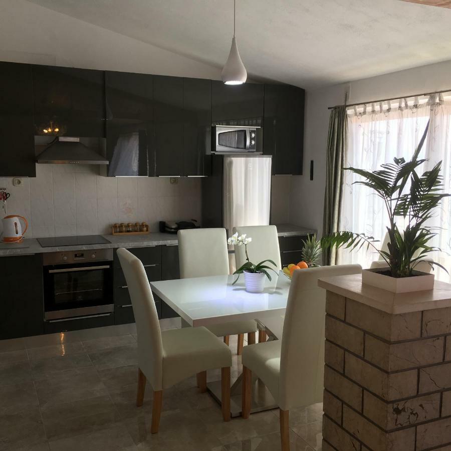 Apartment Burich Makarska Kültér fotó