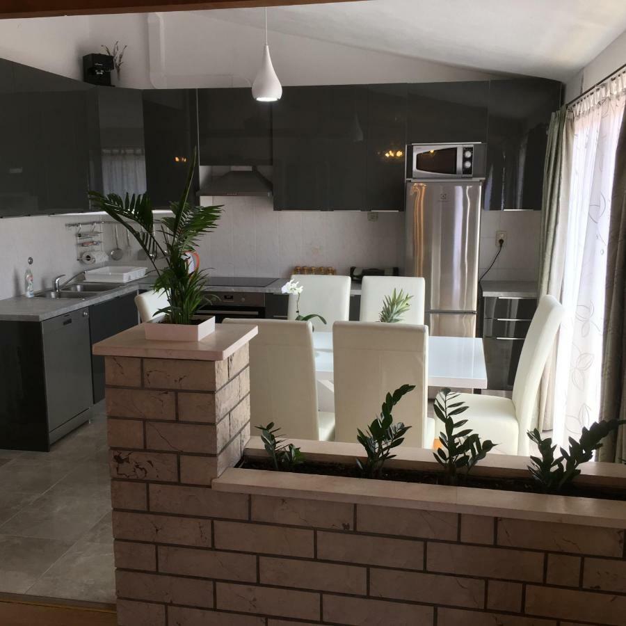 Apartment Burich Makarska Kültér fotó